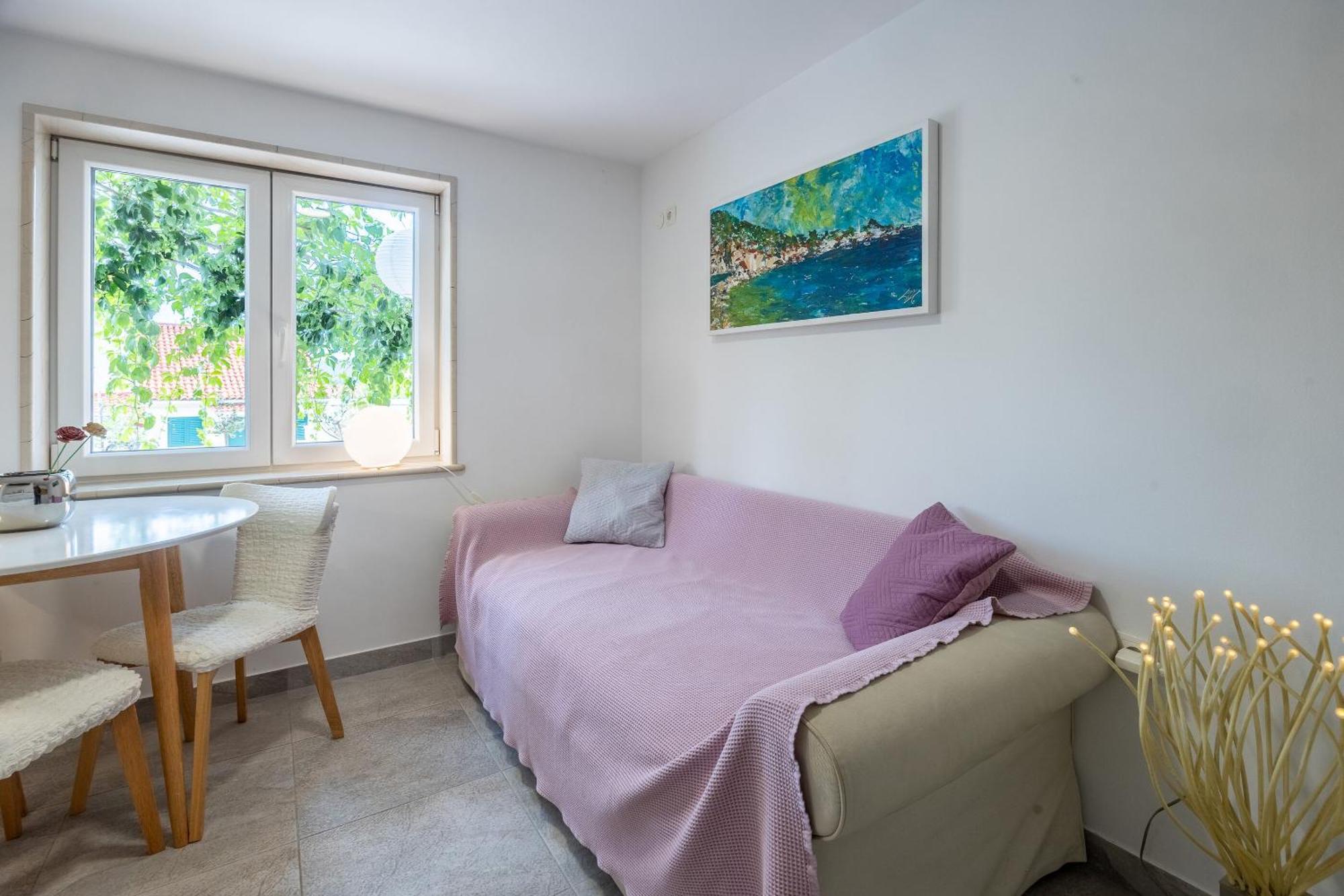 Apartments And Rooms Lea Бол Екстер'єр фото